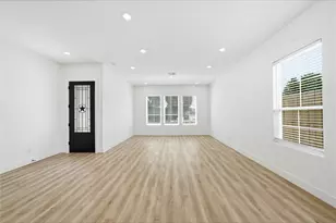 1609 Luzon St, Houston, TX 77009 - Photo 4