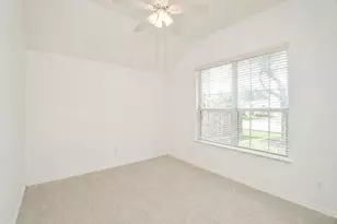 11301 Misty Morning St, Pearland, TX 77584 - Photo 18