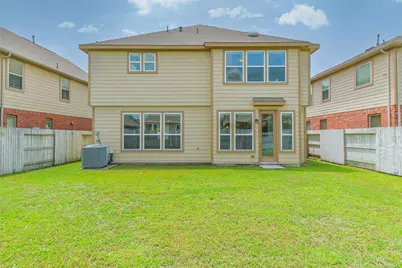 4106 Lake Cypress Circle, Houston, TX 77068 - Photo 32