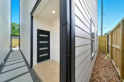 4749 Wilmington Street #C, Houston, TX 77033 - Photo 22
