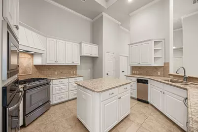 1220 Travis Street, Columbus, TX 78934 - Photo 16