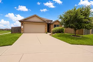 3942 Hybrid Ct, Baytown, TX 77521 - Photo 2