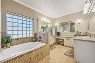 906 High Ridge Cir, Friendswood, TX 77546 - Photo 20