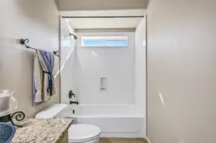906 High Ridge Cir, Friendswood, TX 77546 - Photo 24