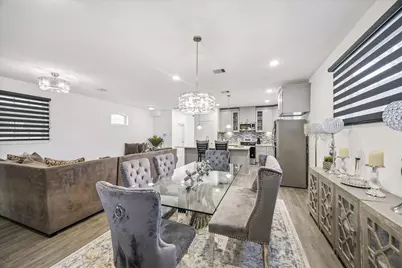 5116 Creekmont Drive, Houston, TX 77091 - Photo 12