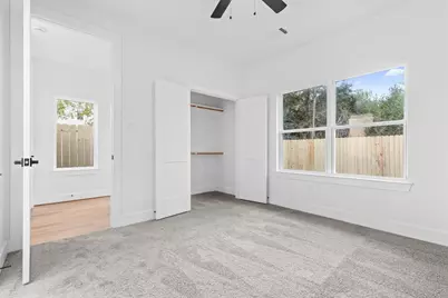 8403 Sunnyhill Street, Houston, TX 77088 - Photo 26