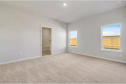 8212 Burnt Orchid Drive, Houston, TX 77016 - Photo 4