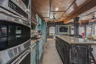 4008 Colvin St, Houston, TX 77013 - Photo 16