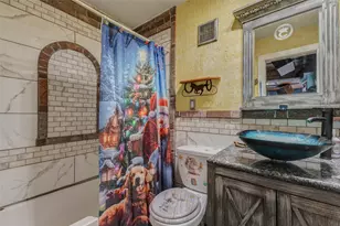 4008 Colvin St, Houston, TX 77013 - Photo 10