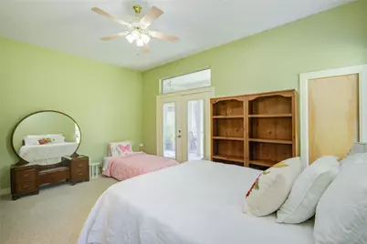 108 Buffalo Trail, Lake Jackson, TX 77566 - Photo 14