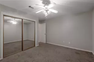 2401 Sycamore Ave, Huntsville, TX 77340 - Photo 20