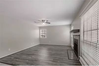 2401 Sycamore Avenue #C2, Huntsville, TX 77340 - Photo 6