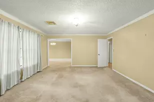 321 Johnson St, Brenham, TX 77833 - Photo 6