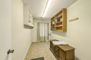 321 Johnson St, Brenham, TX 77833 - Photo 14