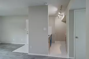 3300 Pebblebrook Dr, Seabrook, TX 77586 - Photo 8