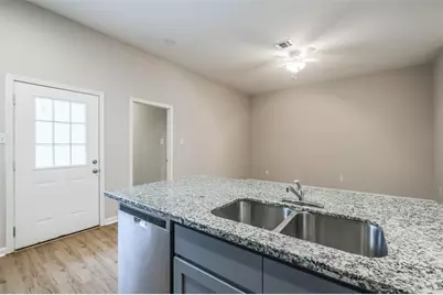 3207 Avenue O, Rosenberg, TX 77471 - Photo 10