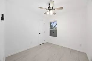 22101 Diane Dr, Spring, TX 77373 - Photo 18