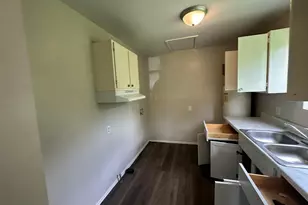 3918 N Sycamore St, Bedias, TX 77831 - Photo 4