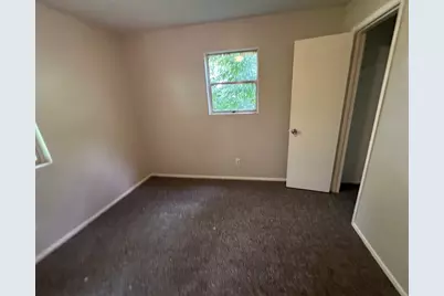 3918 N Sycamore Street, Bedias, TX 77831 - Photo 6