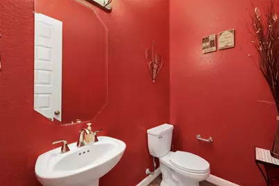 13236 Tracewood Hills Lane, Houston, TX 77044 - Photo 14