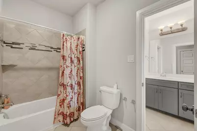 13236 Tracewood Hills Lane, Houston, TX 77044 - Photo 32