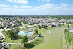 13236 Tracewood Hills Ln, Houston, TX 77044 - Photo 38