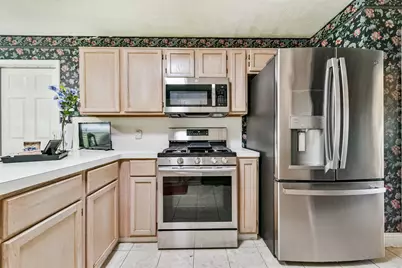 1413 26th Avenue N, Texas City, TX 77590 - Photo 8
