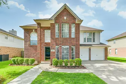 1413 26th Avenue N, Texas City, TX 77590 - Photo 1