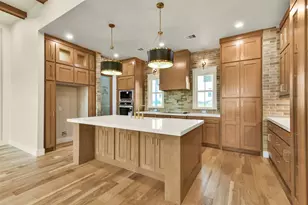 912 Wagon Wheel Trail, Angleton, TX 77515 - Photo 10