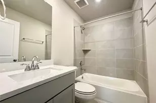 12176 Ridge Top Dr, Conroe, TX 77304 - Photo 12