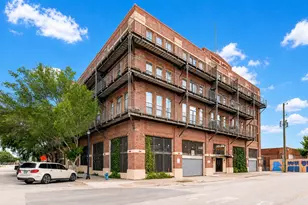 2205 McKinney St, Houston, TX 77003 - Photo 1