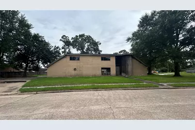 6706 Standing Oaks Street, Houston, TX 77050 - Photo 14