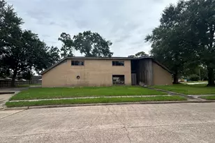 6706 Standing Oaks St, Houston, TX 77050 - Photo 14
