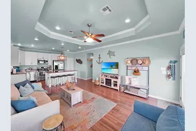 979 Palmridge Drive, Crystal Beach, TX 77650 - Photo 10
