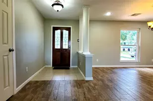 10108 Woodhollow Dr, Conroe, TX 77385 - Photo 6