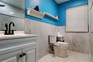 10108 Woodhollow Dr, Conroe, TX 77385 - Photo 16