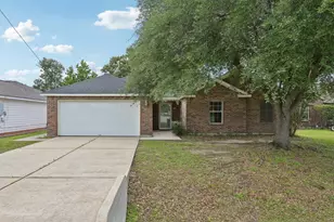 16221 Summerset Estates Blvd, Conroe, TX 77302 - Photo 2