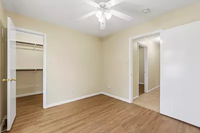 16221 Summerset Estates Blvd, Conroe, TX 77302 - Photo 20