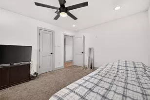 9906 Cliffwood Dr, Houston, TX 77096 - Photo 34