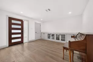 9906 Cliffwood Dr, Houston, TX 77096 - Photo 14