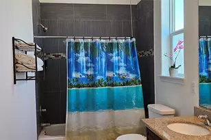 4131 Las Palmas St, Galveston, TX 77554 - Photo 16