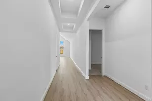 18814 Eastwood Rdg Ct, Crosby, TX 77532 - Photo 4