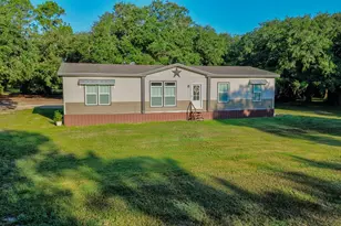 6109 County Rd 225, East Bernard, TX 77435 - Photo 2