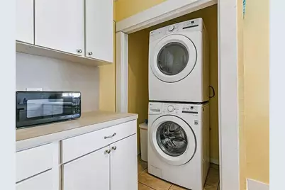 2801 Avenue Q 1/2, Galveston, TX 77550 - Photo 10