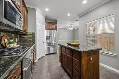 1334 Ella Place, Houston, TX 77008 - Photo 14