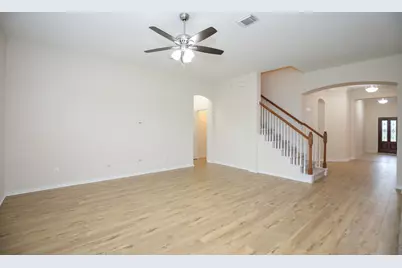 8802 Rocky Knoll Lane, Rosenberg, TX 77469 - Photo 4