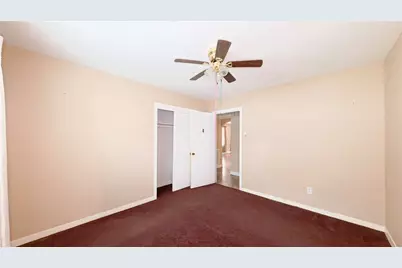 800 Rosewood Drive, Baytown, TX 77520 - Photo 4