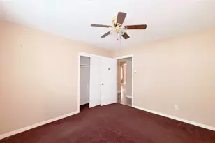 800 Rosewood Dr, Baytown, TX 77520 - Photo 4