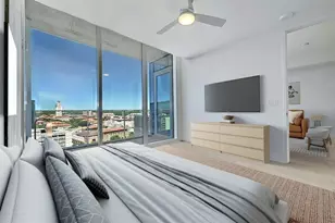 313 W 17th St, Austin, TX 78701 - Photo 18