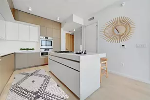 313 W 17th St, Austin, TX 78701 - Photo 2